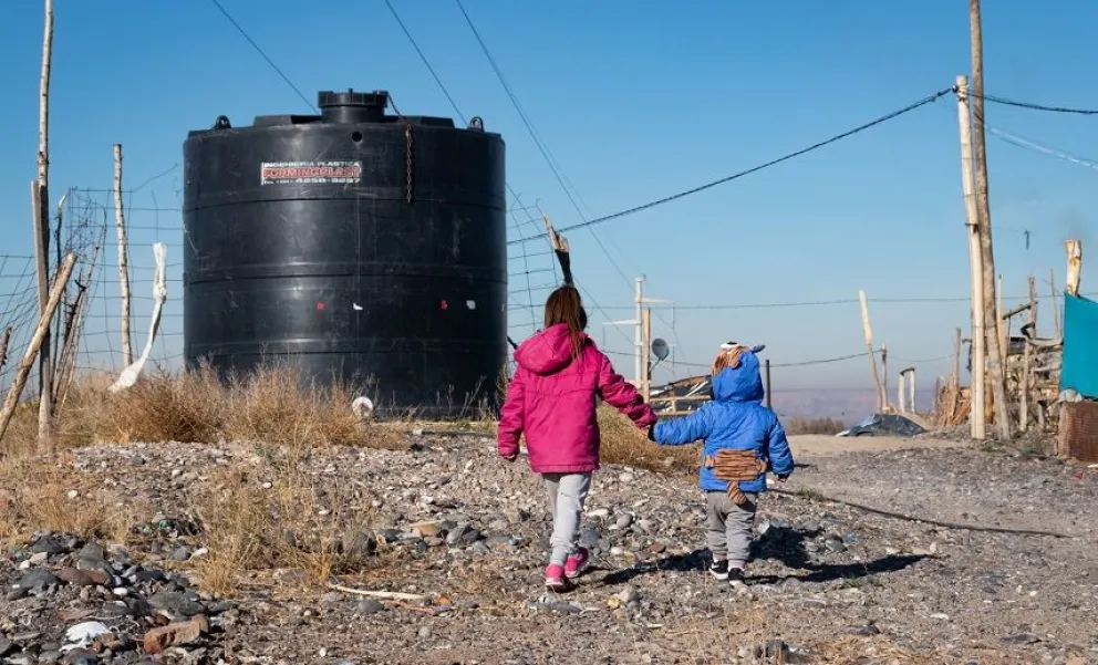 Vivir sin servicios: vecinos reclaman ser incluidos en las obras de urbanización