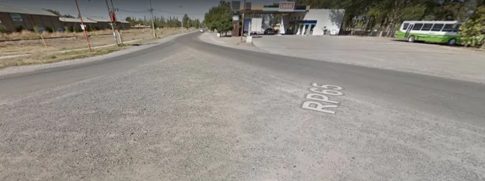 Tremendo choque entre dos autos en la Ruta 65