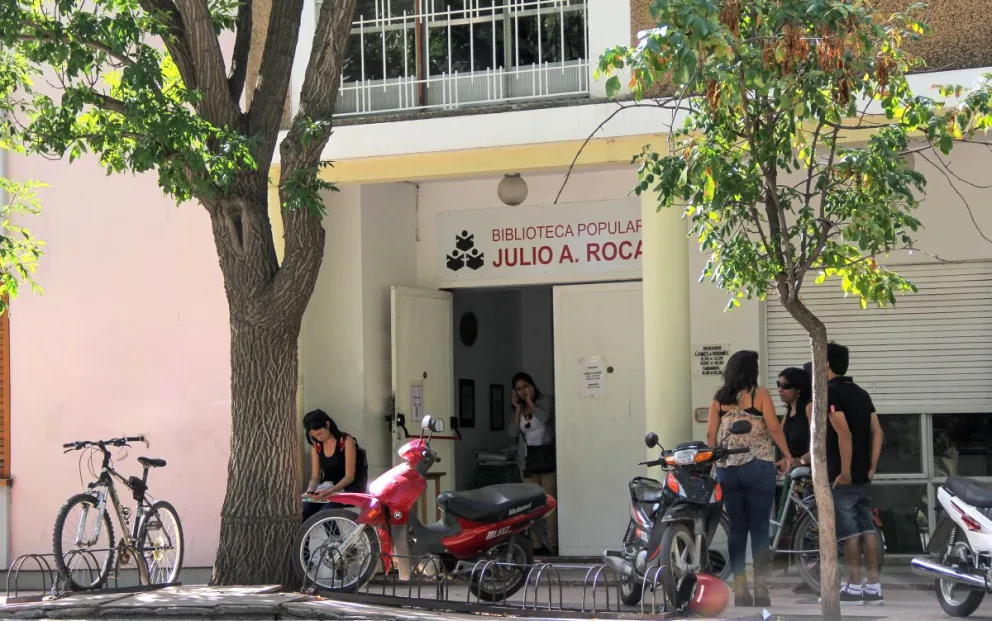 Se festeja en Roca el Día de las Bibliotecas Populares: ¿cuándo y qué actividades habrá?