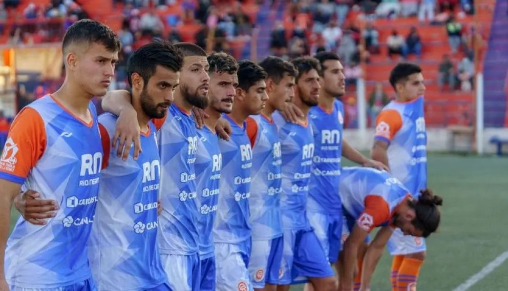 Comenzó la Liga Confluencia con algunos partidos y este domingo debuta el campeón