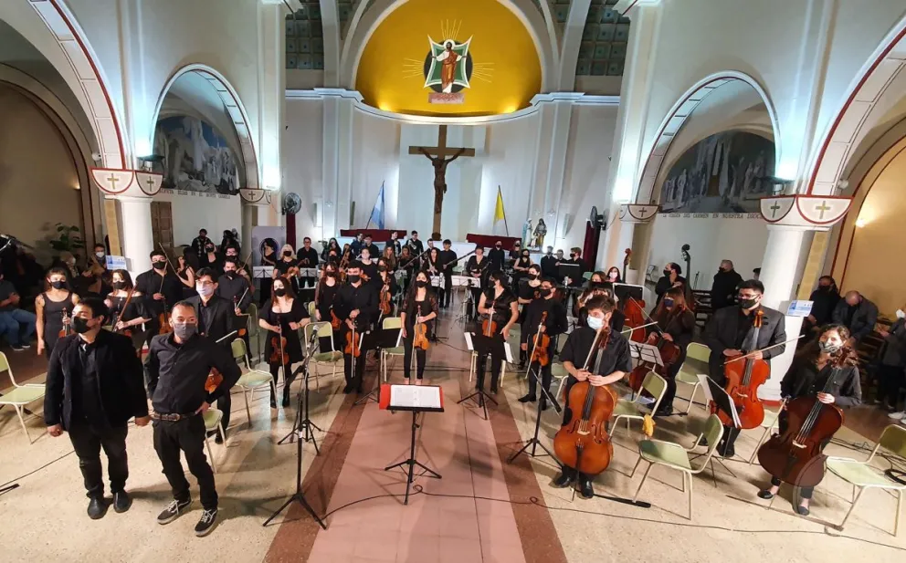 La Orquesta Sinfónica de IUPA vuelve a la Catedral de Roca para recibir la primavera 