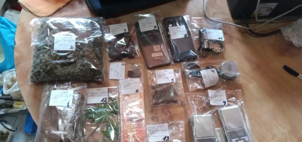  Secuestraron drogas, dinero y armas de fuego tras un pedido del juzgado Federal de Roca 