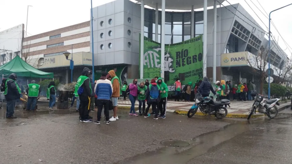 Atención: Por una jornada de protesta no hay atención en el PAMI hoy