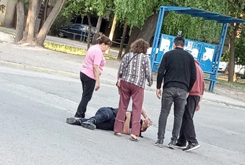 Último momento: Atropellaron a una policía en las 500 viviendas