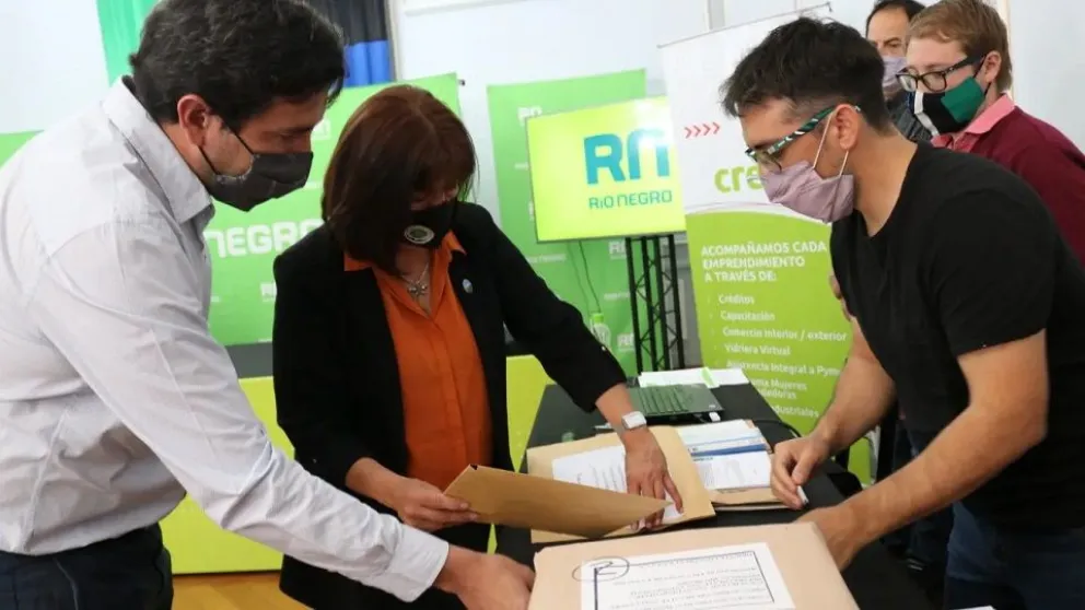 Con dos nuevas licitaciones crece la infraestructura escolar en General Roca y San Antonio