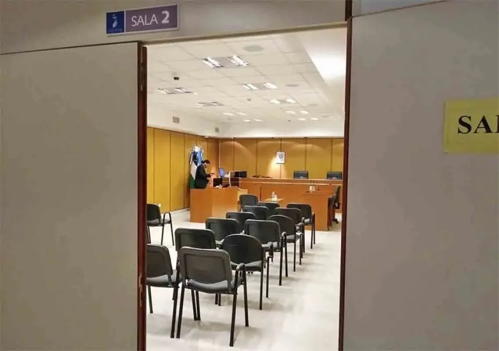 10 años de prisión para un hombre que encerró y abuso de una joven