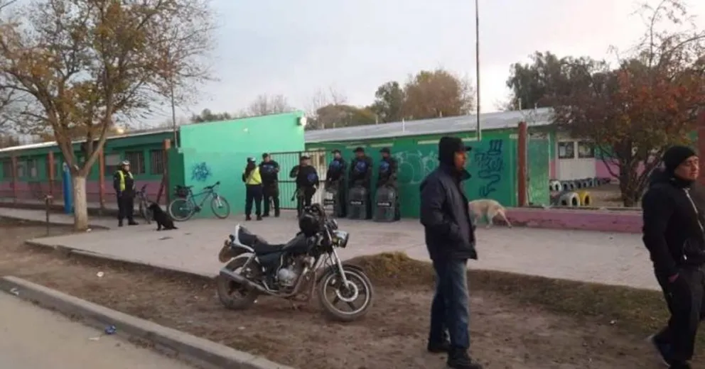 El docente de la escuela 286 podría ir a juicio por dos casos más de abuso