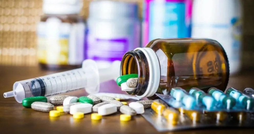 Familias se manifestaron en la Ciudad Judicial por falta de medicamentos para Salud Mental 