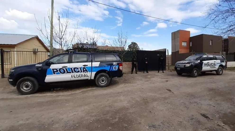 La Policía Federal detuvo a dos delincuentes con un extenso prontuario, uno de ellos del extranjero