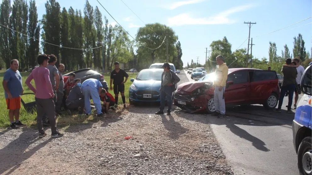 Tremendo siniestro vial en Ruta Chica a la altura de JJ Gómez