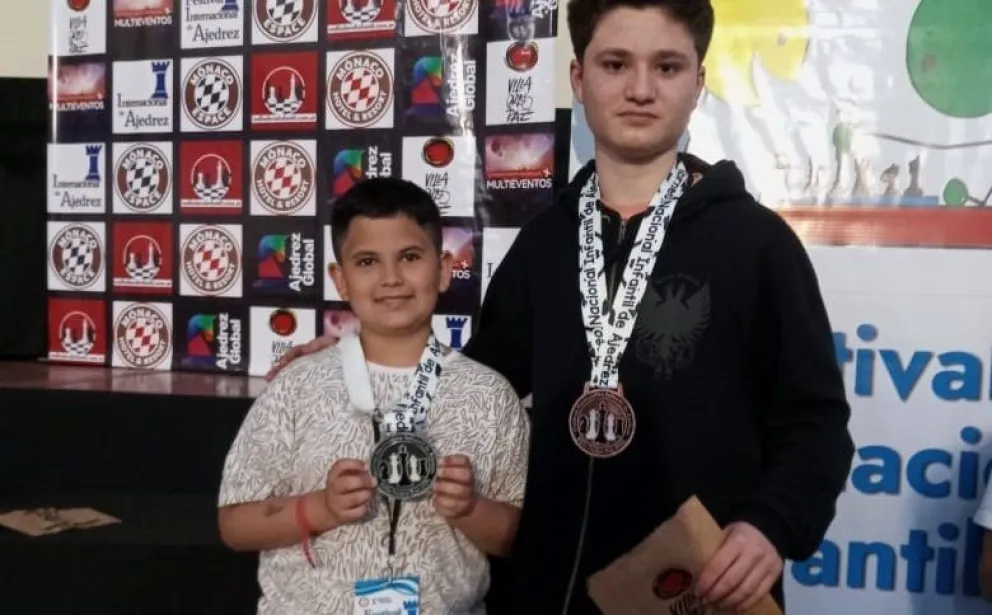 Roquenses se destacaron en un torneo de Ajedrez en Córdoba