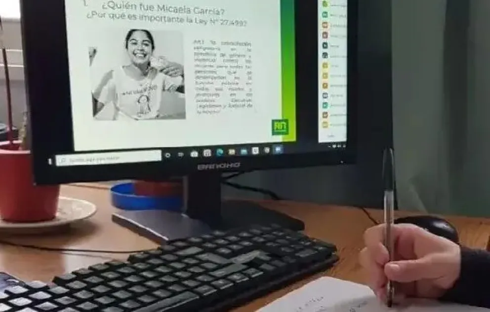 Para ascender en la administración pública, habrá que aprobar la “Ley Micaela”