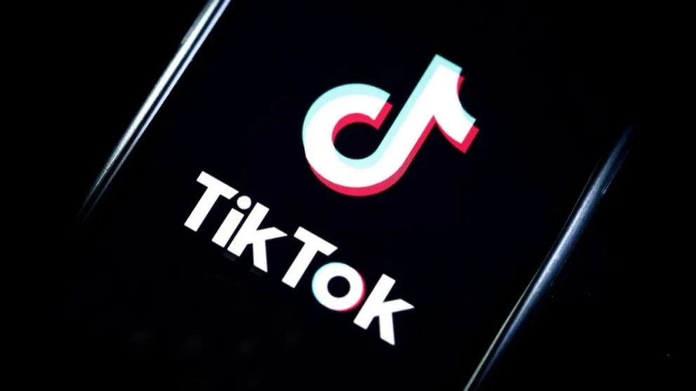 En qué consiste el reto viral de TikTok por el que murió un adolescente de Roca 