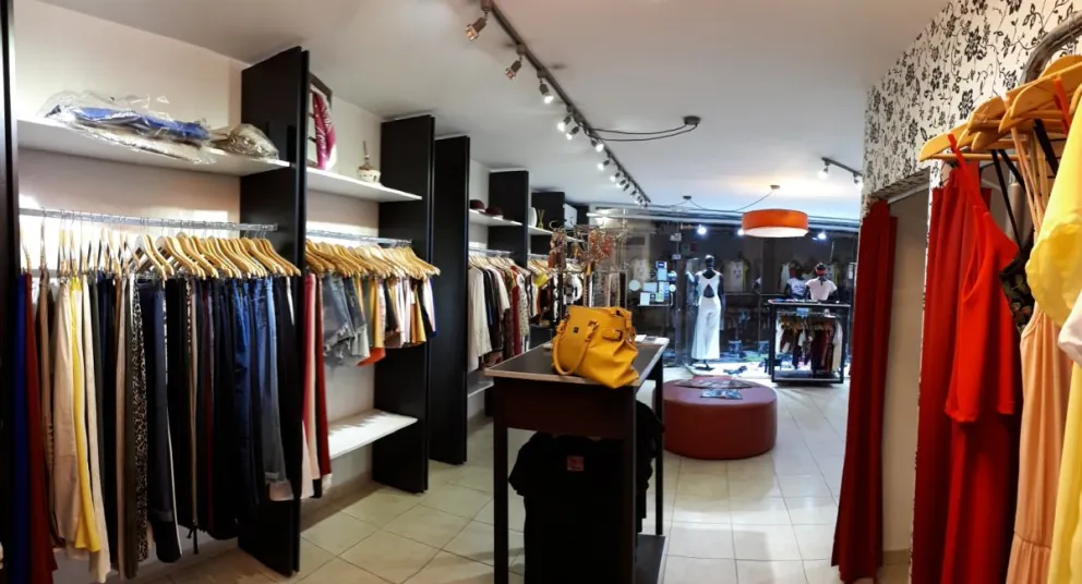 Robó un local de ropa y como tenía antecedentes recibió pena efectiva