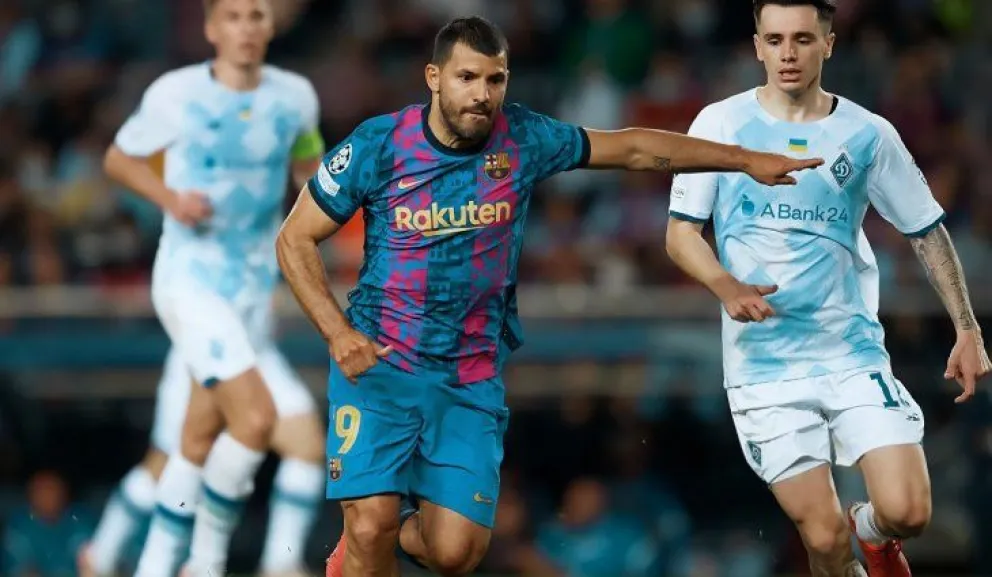 El Kun Agüero publicó un mensaje en sus redes ante los rumores de que dejaría el fútbol