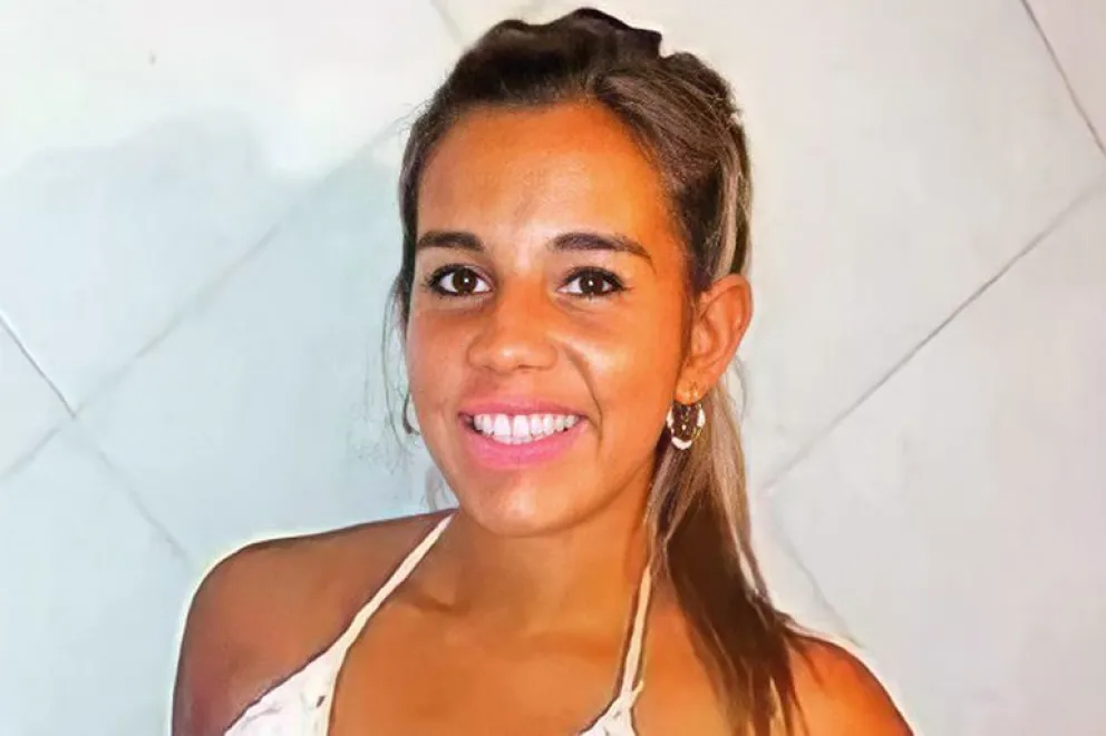 Bajó a abrir la puerta del edificio y no volvió: apareció muerta en el hueco del ascensor