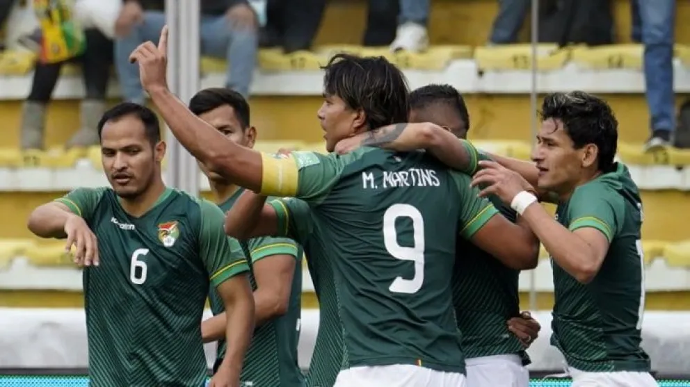Bolivia se ilusiona con Qatar 2022: Goleó a Uruguay y favoreció a Argentina