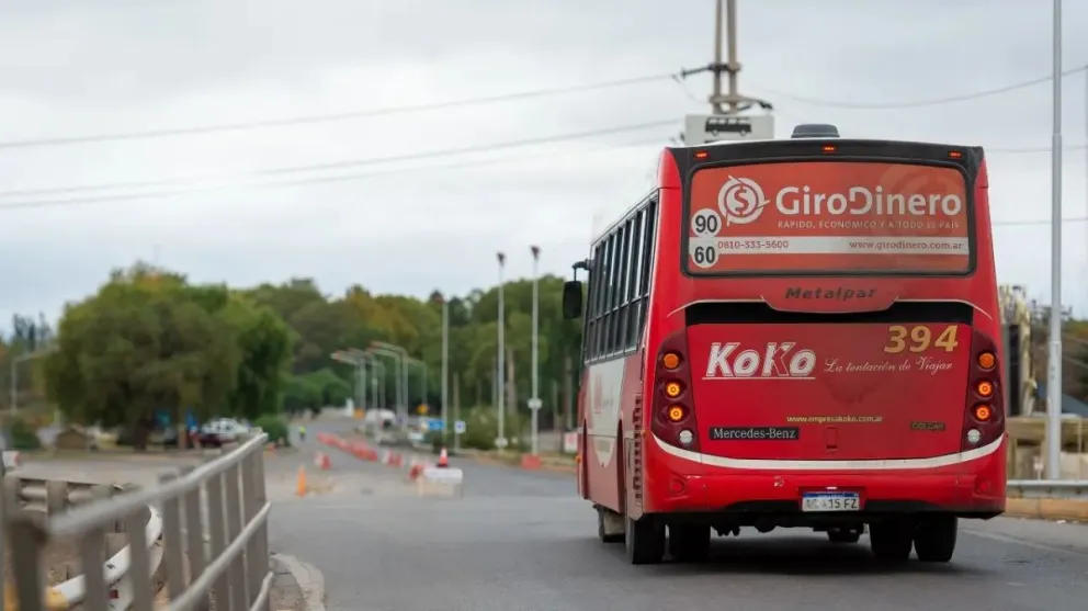 El servicio interurbano de colectivos funciona con normalidad