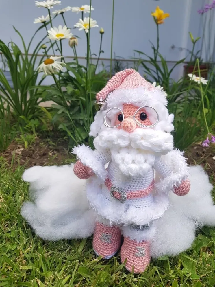 ¿Querés hacer amigurumis de Papá Noel? El IMBA te enseña cómo