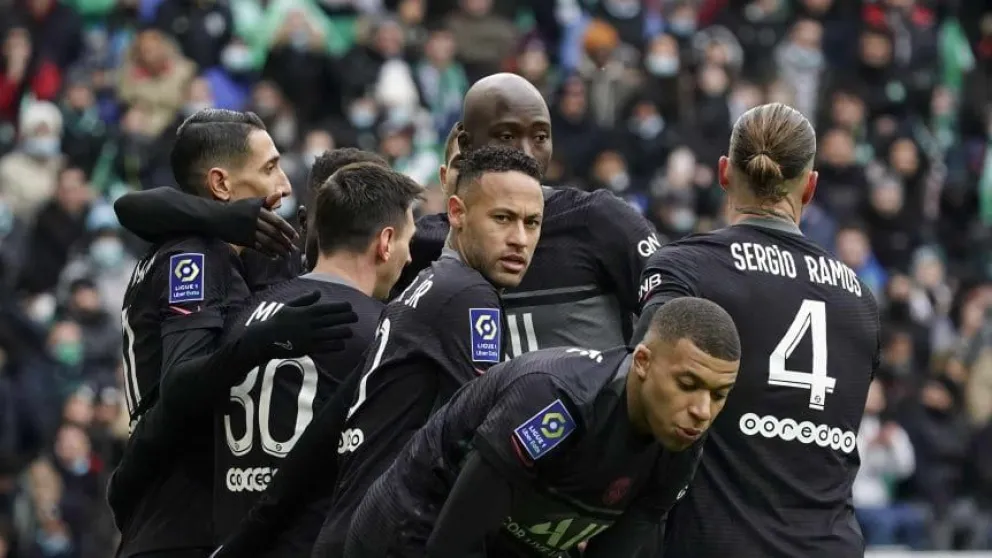 Con show argentino: PSG le ganó al Saint Etienne con tres asistencias de Messi y un gol de Di María