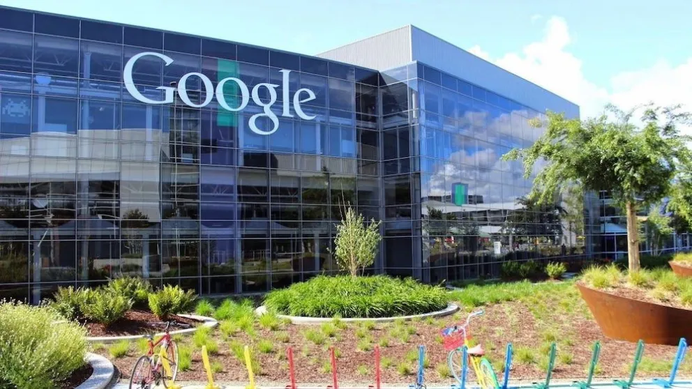 Exempleados demandan a Google por violar el código de conducta interno
