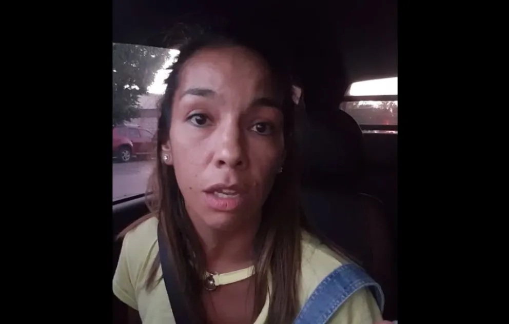 Le robaron y llamó al ladrón por video para intentar recuperar sus cosas