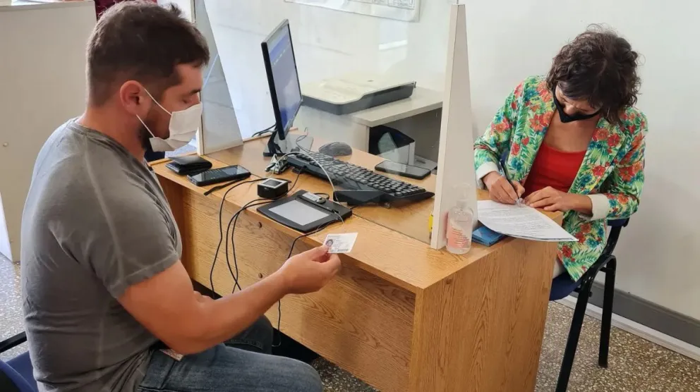 Se realizó un nuevo trámite de DNI no binario en el Alto Valle