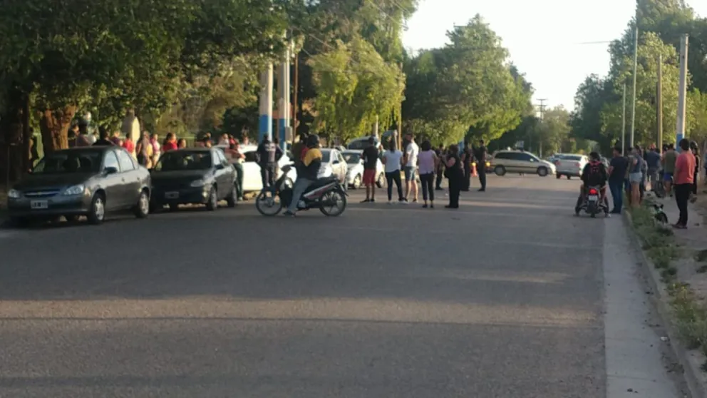 Una niña herida tras un accidente vial cerca de la facultad
