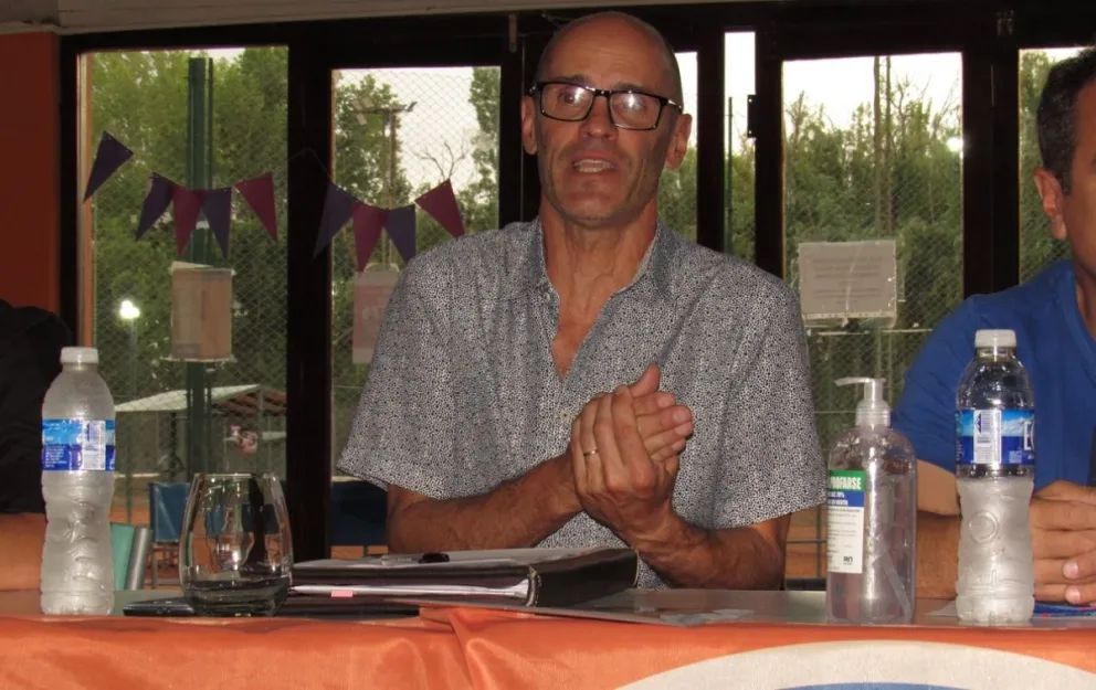 Gustavo López seguirá siendo el presidente del Deportivo Roca hasta el 2023