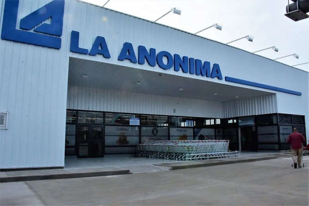 Nuevamente intentaron llevarse carne sin pagar en un supermercado de Roca 