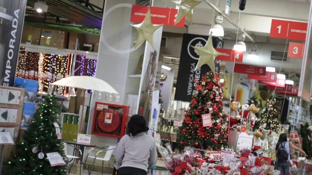 Ventas de navidad en Roca: "Hubo preferencia por comprar regalos más chicos y económicos"