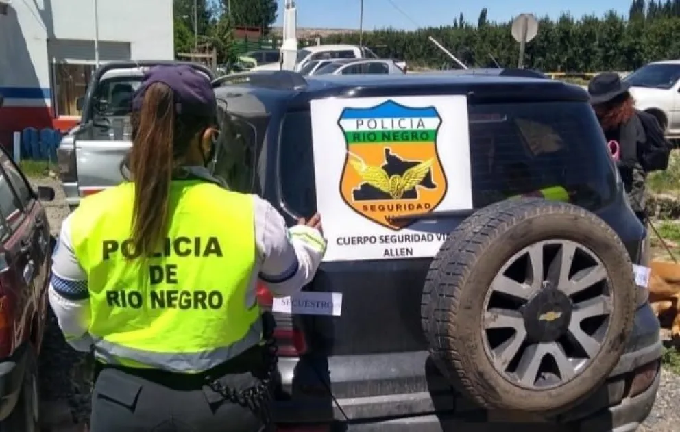 Encontraron un vehículo que tenía pedido de secuestro desde Buenos Aires