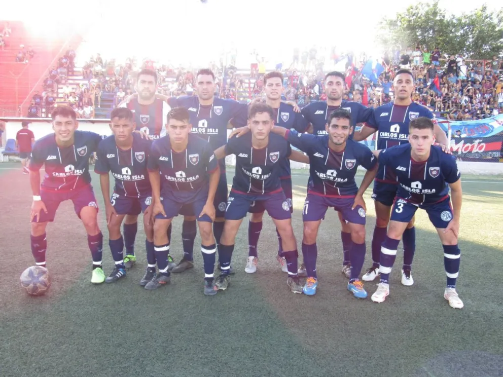 Liga Confluencia: Este domingo se juega la última fecha y varios equipos se juegan la clasificación