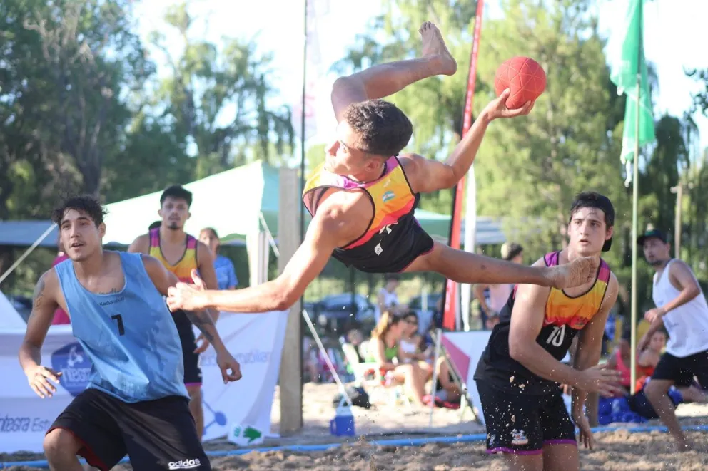 ¿Te gustó el Beach Handball? Mirá este taller que se realizará en nuestra ciudad