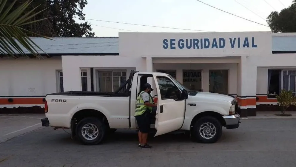 Secuestraron una camioneta que había sido robada y era manejada por un roquense