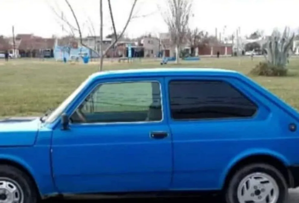 Le robaron el auto en pleno centro y lo busca a través de redes
