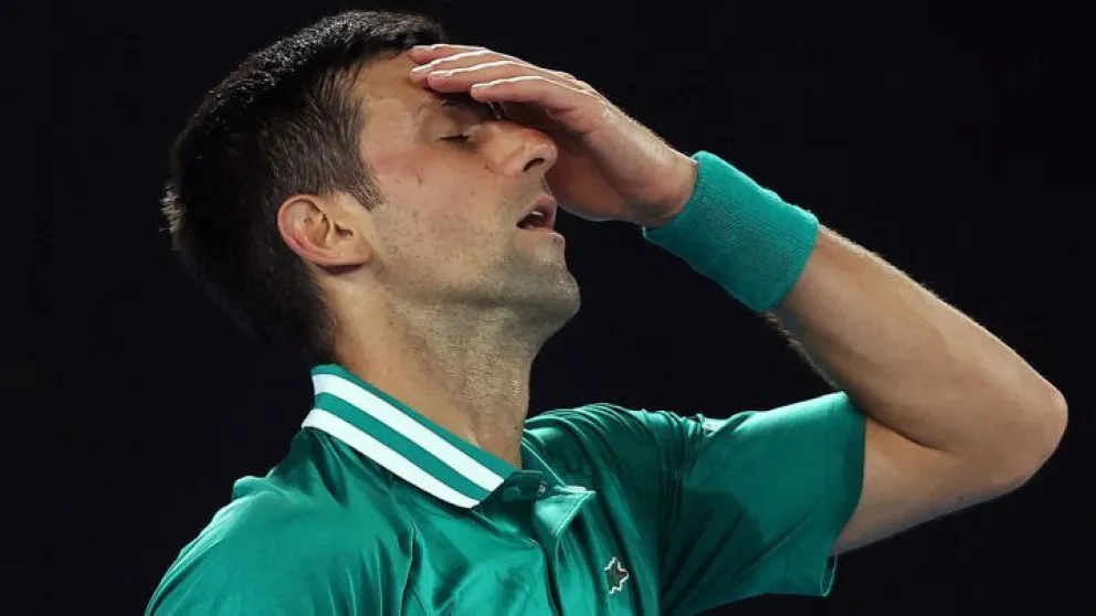 Francia advierte a Djokovic sobre el Roland Garros