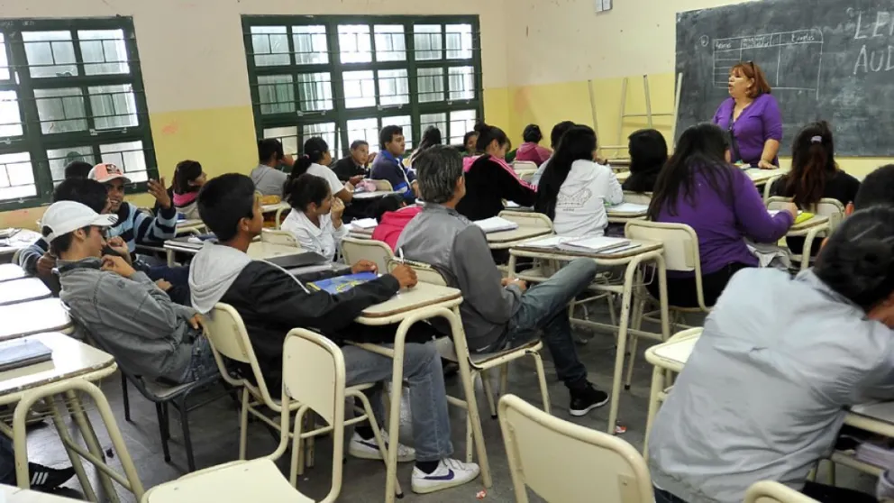 ¿Querés terminar tus estudios? Mirá cómo inscribirte al Plan FinEs 2022