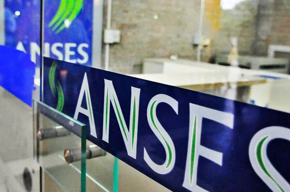 Pagos de ANSES del 20 de enero: quiénes cobran jubilaciones, pensiones, bolsón de alimentos