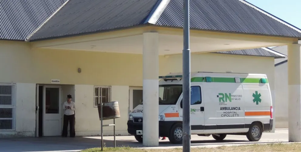 Una joven parió a su beba en las vías del tren  