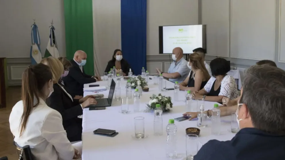 La directora del Hospital se reunió con Carreras para delinear nuevas estrategias