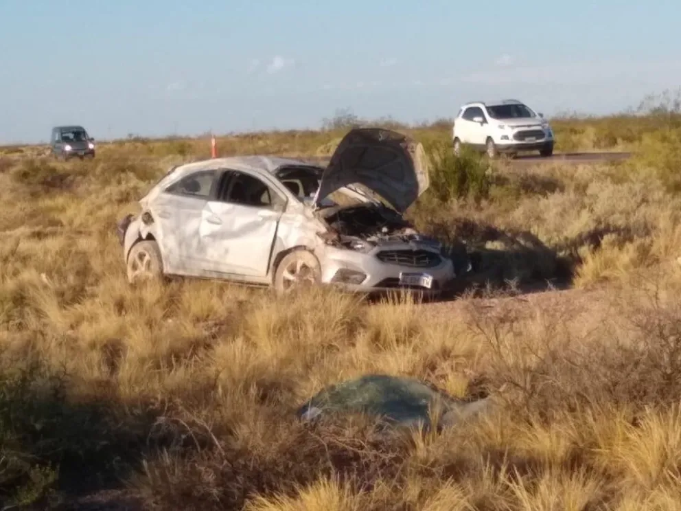 Un segundo siniestro ocurrió alrededor de las 16 donde volcó un Chevrolet Ónix