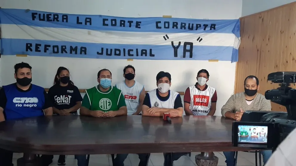 Convocan a una marcha esta tarde en Roca por la reforma laboral, contra la Corte Suprema y el Superior Tribunal de Justicia