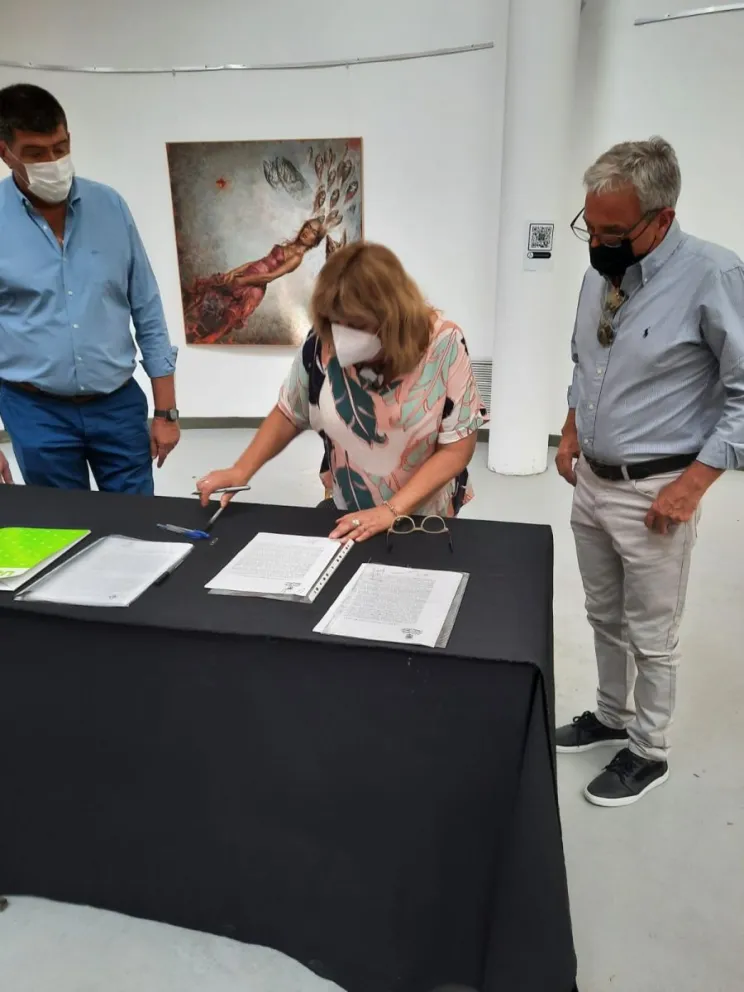 Se mantendrá el uso obligatorio de barbijo y ventilación cruzada