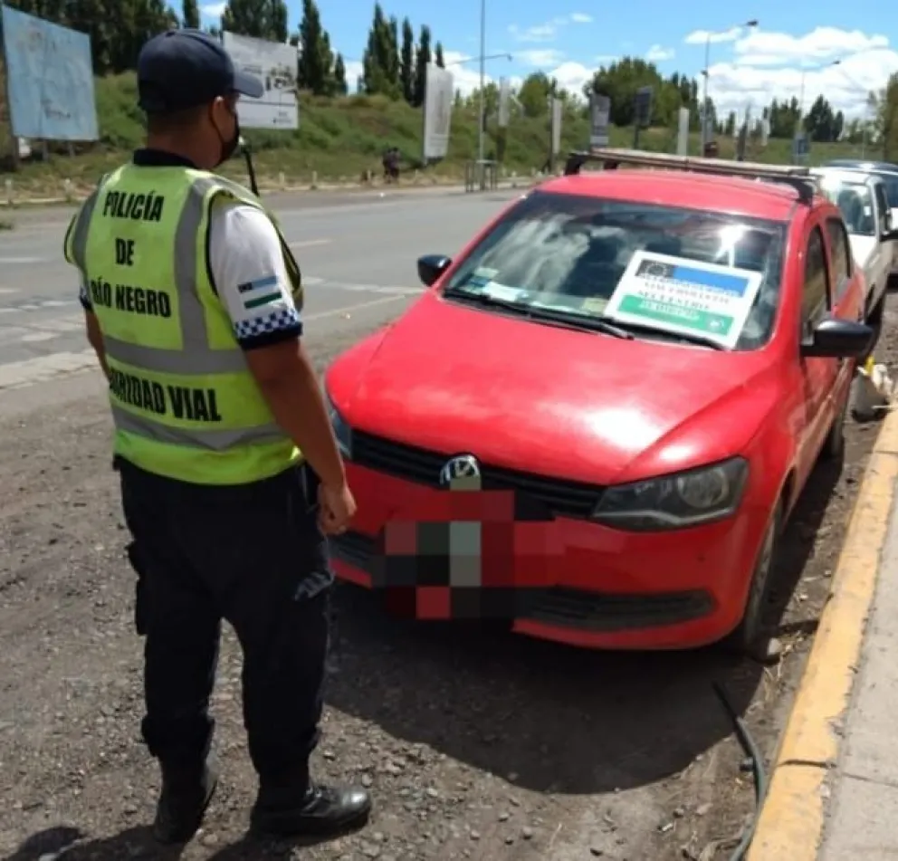 Interceptaron un nuevo vehículo con pedido de secuestro por la Policía de Neuquén