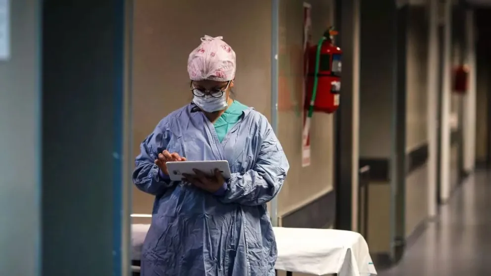 Continúa la “tendencia descendente” en los contagios y hospitalizaciones por Covid