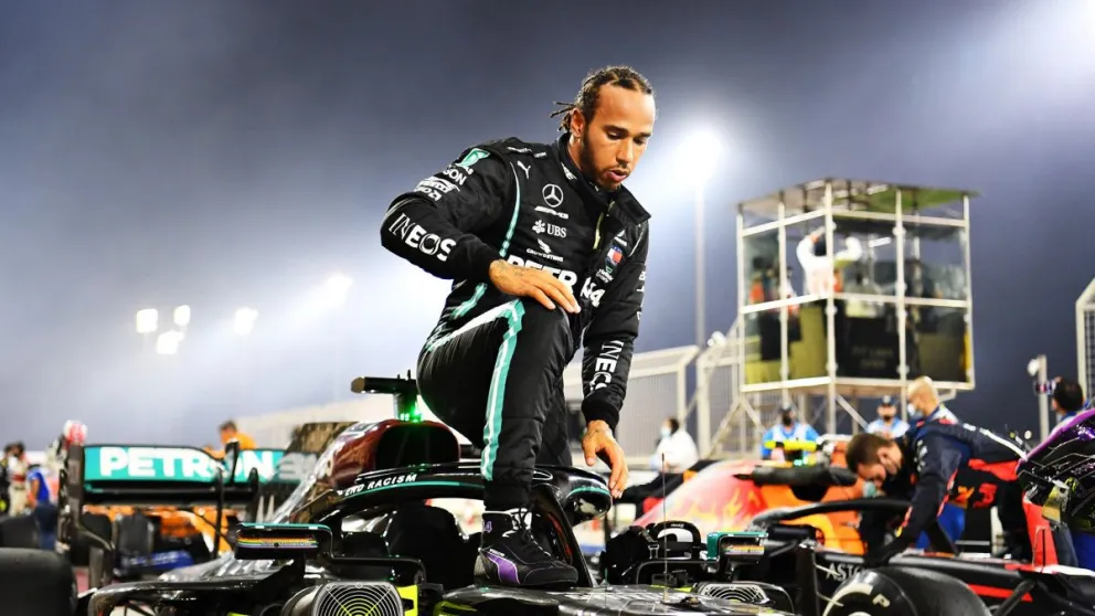 Fórmula 1: Mercedes confirmó que sigue Lewis Hamilton