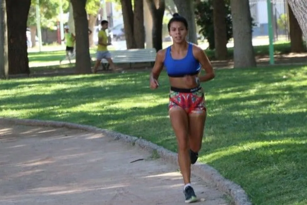 Una rionegrina en el Sudamericano de Atletismo Indoor de Bolivia