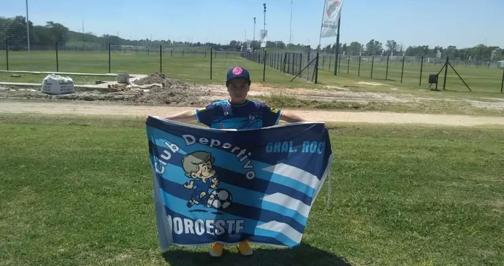 Pura emoción: un roquense de solo 12 años fue elegido por un club de Buenos Aires