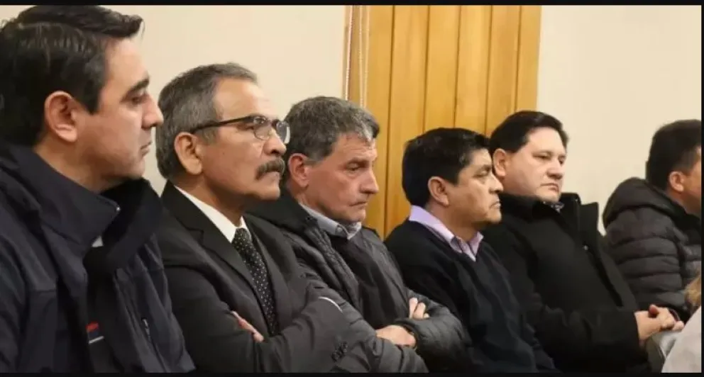 Caso Cárdenas-Carrasco: todos los policías están detenidos en comisarías 